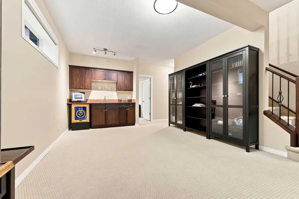 56 Wentworth Landing SW Calgary AB T3H5X1