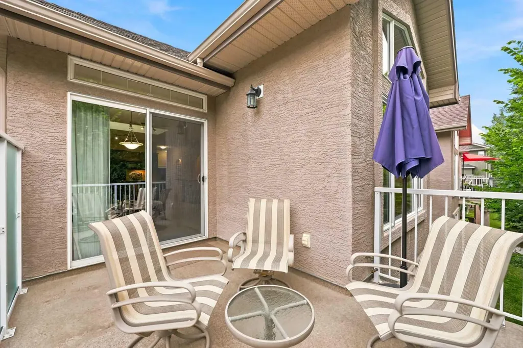 56 Wentworth Landing SW Calgary AB T3H5X1