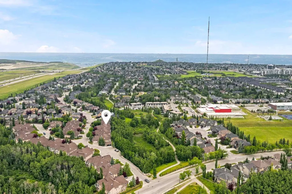 56 Wentworth Landing SW Calgary AB T3H5X1