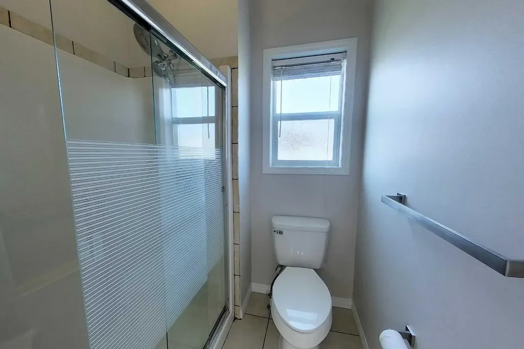 1622 41a Street Edson AB T7E 0A5