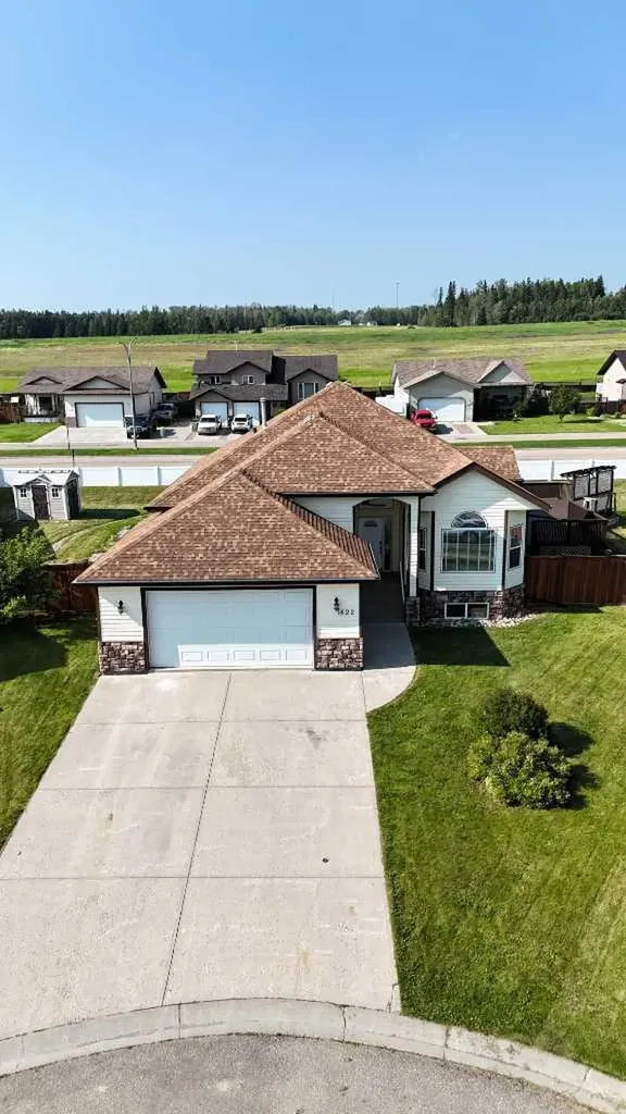 1622 41a Street Edson AB T7E 0A5