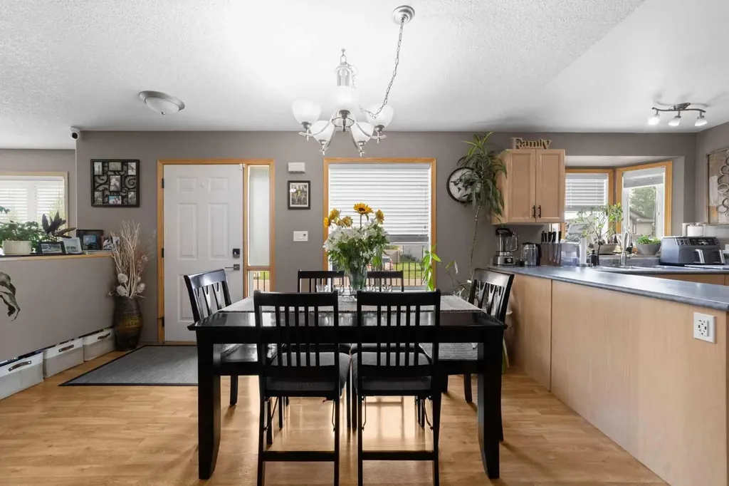 14 3 Avenue Hay Lakes AB T0B 1W0
