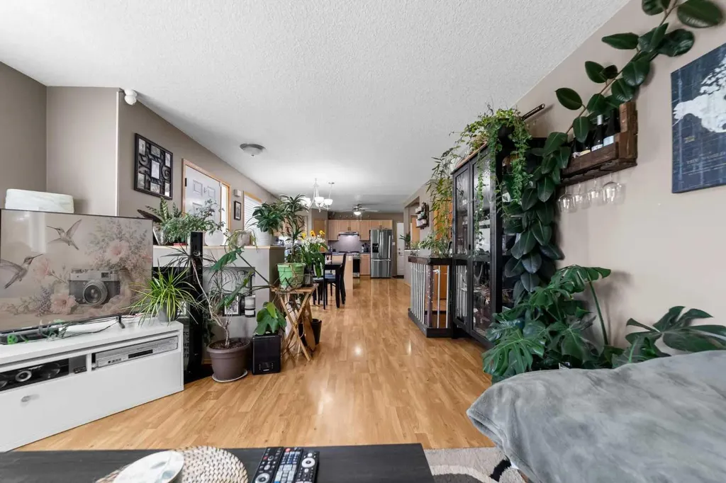 14 3 Avenue Hay Lakes AB T0B 1W0