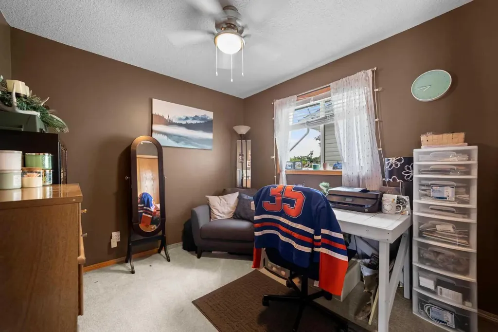 14 3 Avenue Hay Lakes AB T0B 1W0