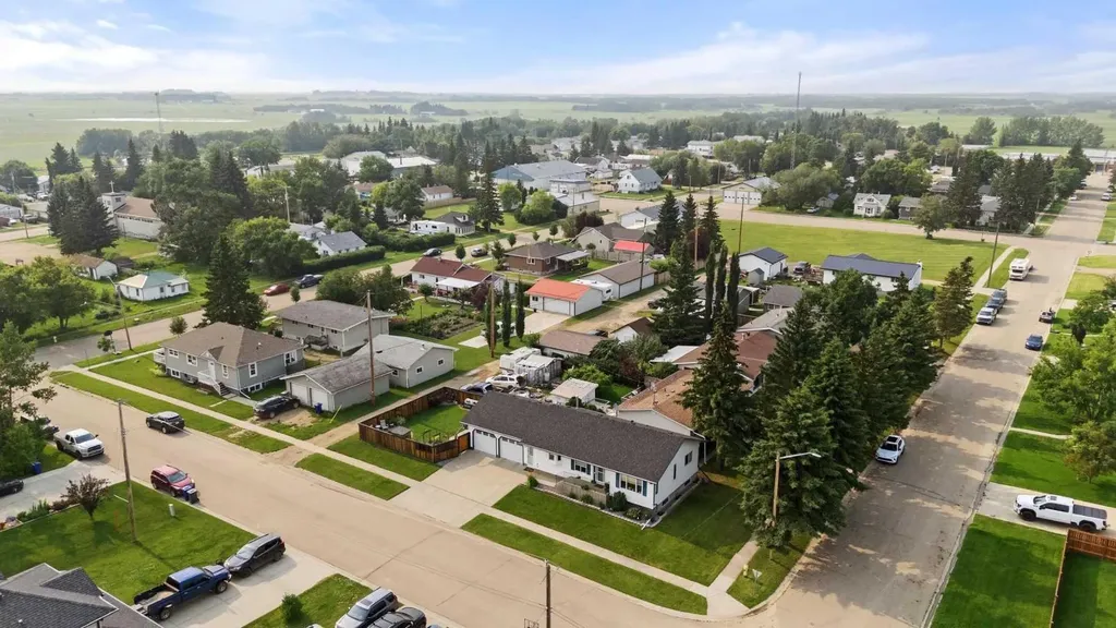 14 3 Avenue Hay Lakes AB T0B 1W0