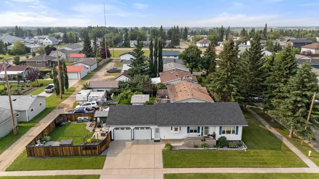 14 3 Avenue Hay Lakes AB T0B 1W0