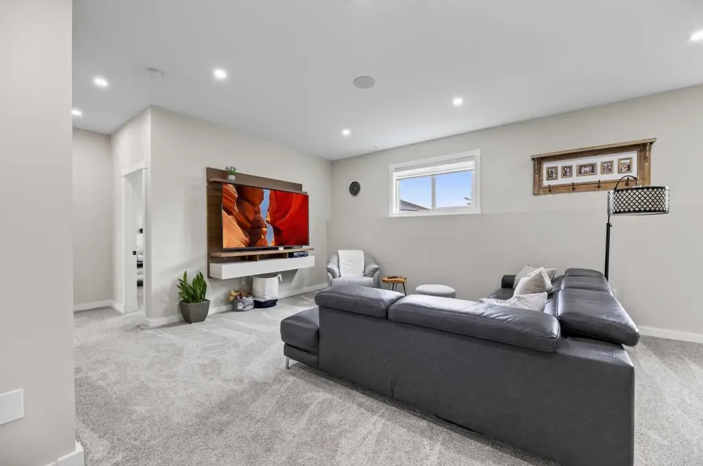 13 Keown Close Olds AB T4H 0E7