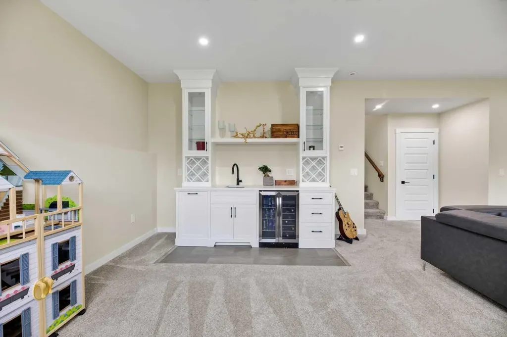 13 Keown Close Olds AB T4H 0E7
