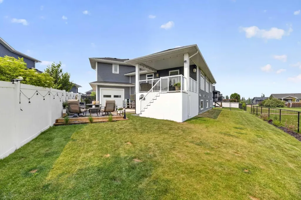 13 Keown Close Olds AB T4H 0E7