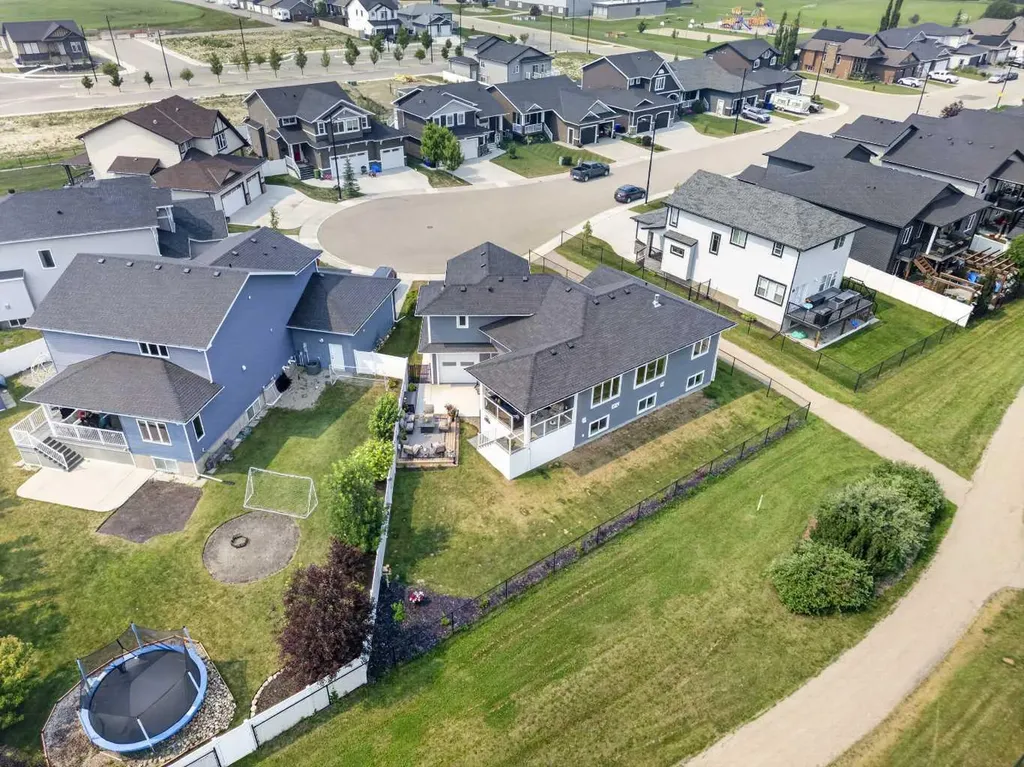 13 Keown Close Olds AB T4H 0E7