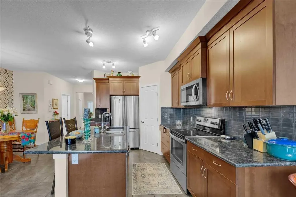 226 Sunset Point Cochrane AB T4C 0L2