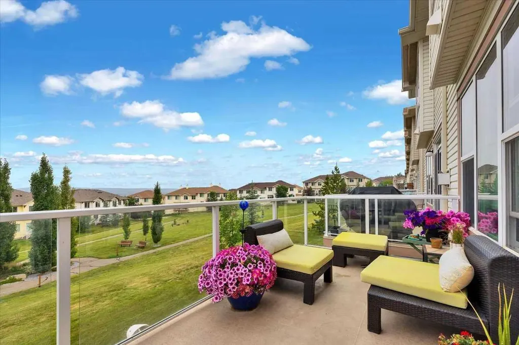 226 Sunset Point Cochrane AB T4C 0L2