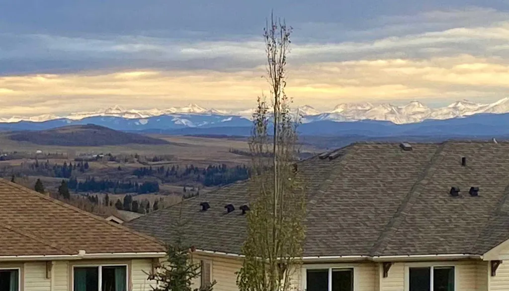 226 Sunset Point Cochrane AB T4C 0L2