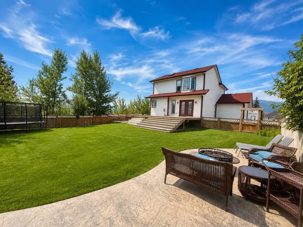 9337 Berge Drive Grande Cache AB t0e0y0