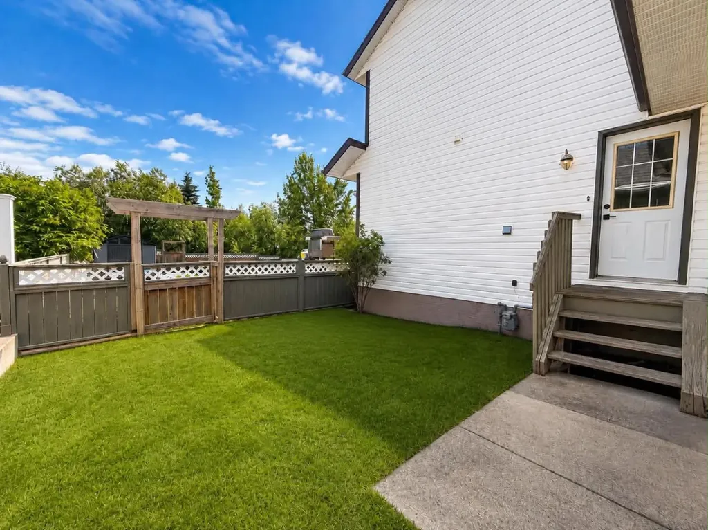 9337 Berge Drive Grande Cache AB t0e0y0
