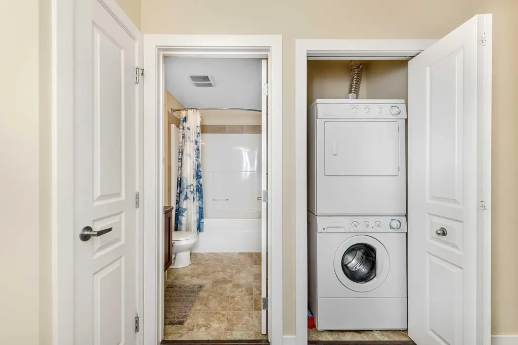 22 Panatella Road NW Calgary AB T3K 0V4