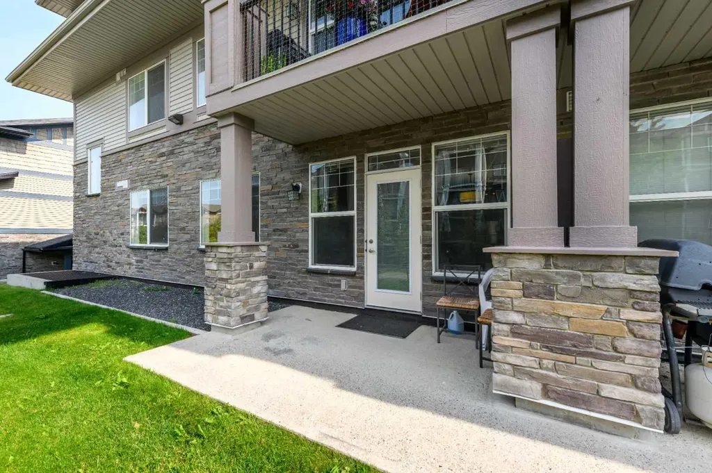 22 Panatella Road NW Calgary AB T3K 0V4