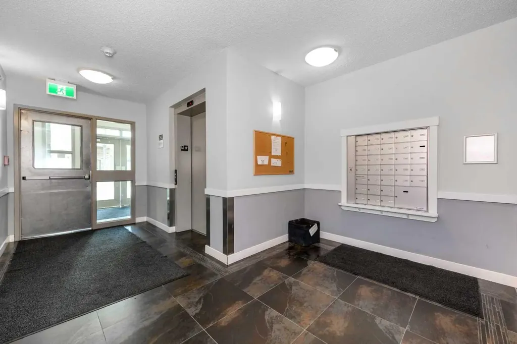 22 Panatella Road NW Calgary AB T3K 0V4