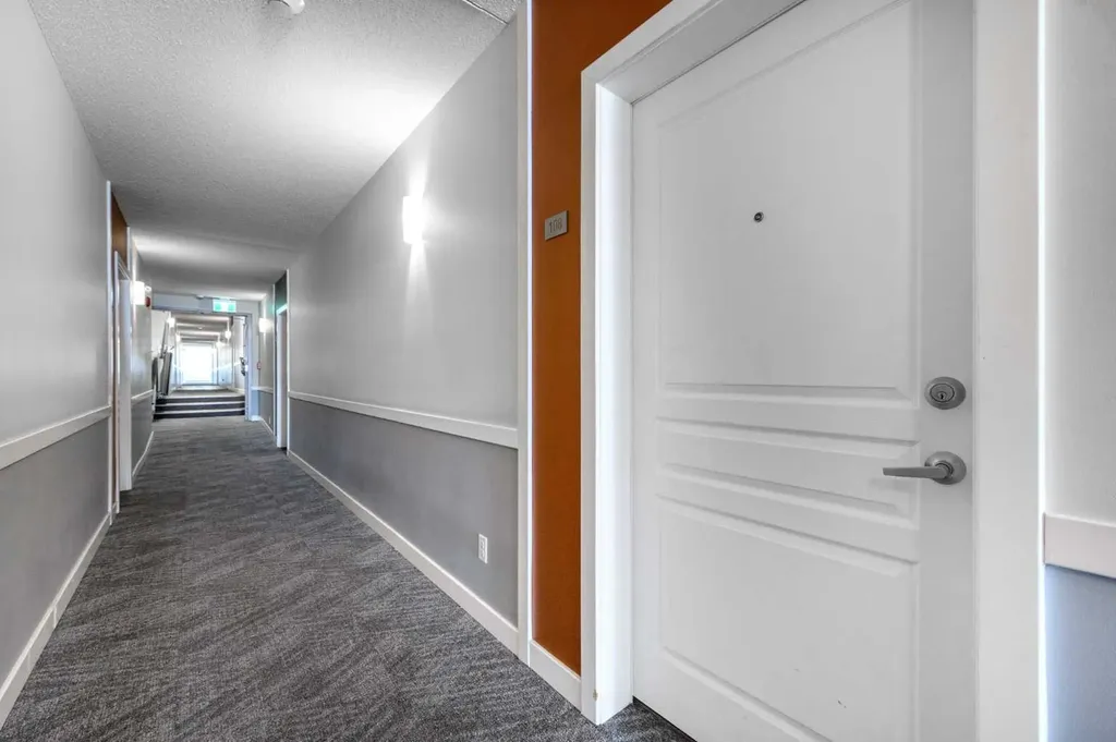 22 Panatella Road NW Calgary AB T3K 0V4