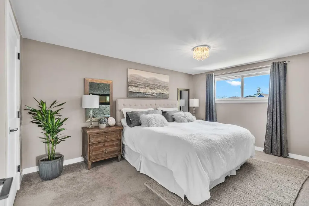 1420 32 Street SW Calgary AB T3C 1N3