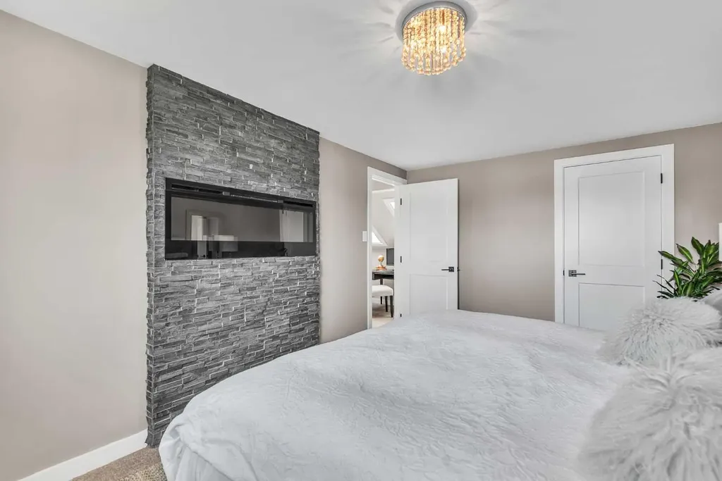 1420 32 Street SW Calgary AB T3C 1N3