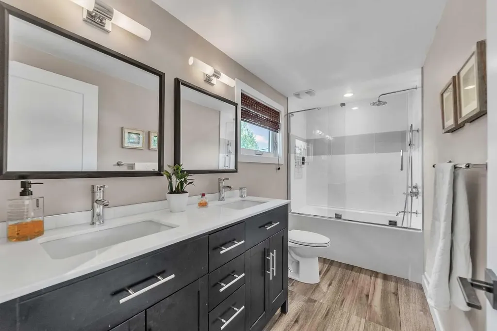 1420 32 Street SW Calgary AB T3C 1N3