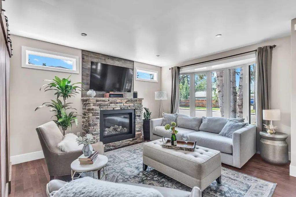 1420 32 Street SW Calgary AB T3C 1N3