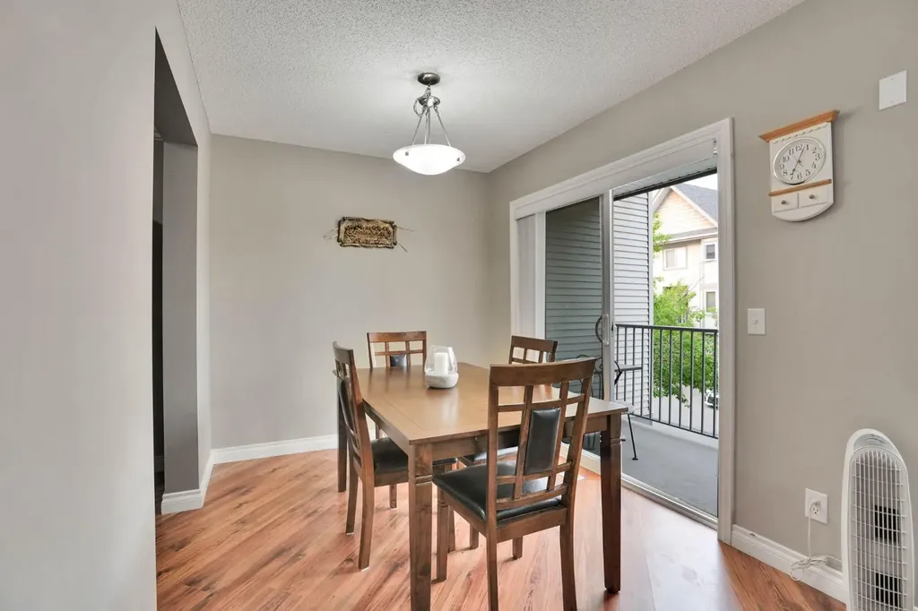 199 Cedarwood Lane SW Calgary AB T2W5X6