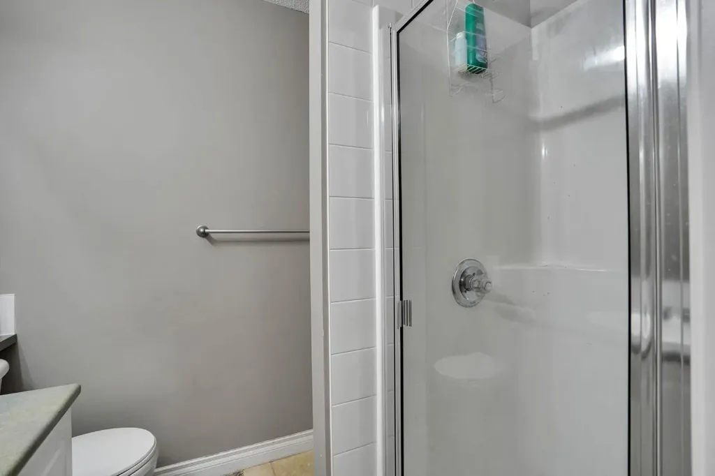 199 Cedarwood Lane SW Calgary AB T2W5X6