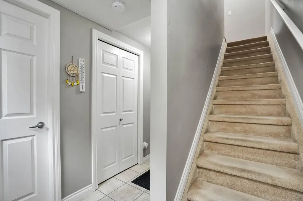 199 Cedarwood Lane SW Calgary AB T2W5X6