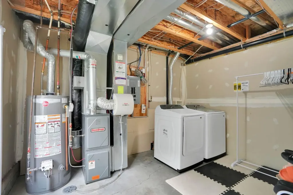 199 Cedarwood Lane SW Calgary AB T2W5X6
