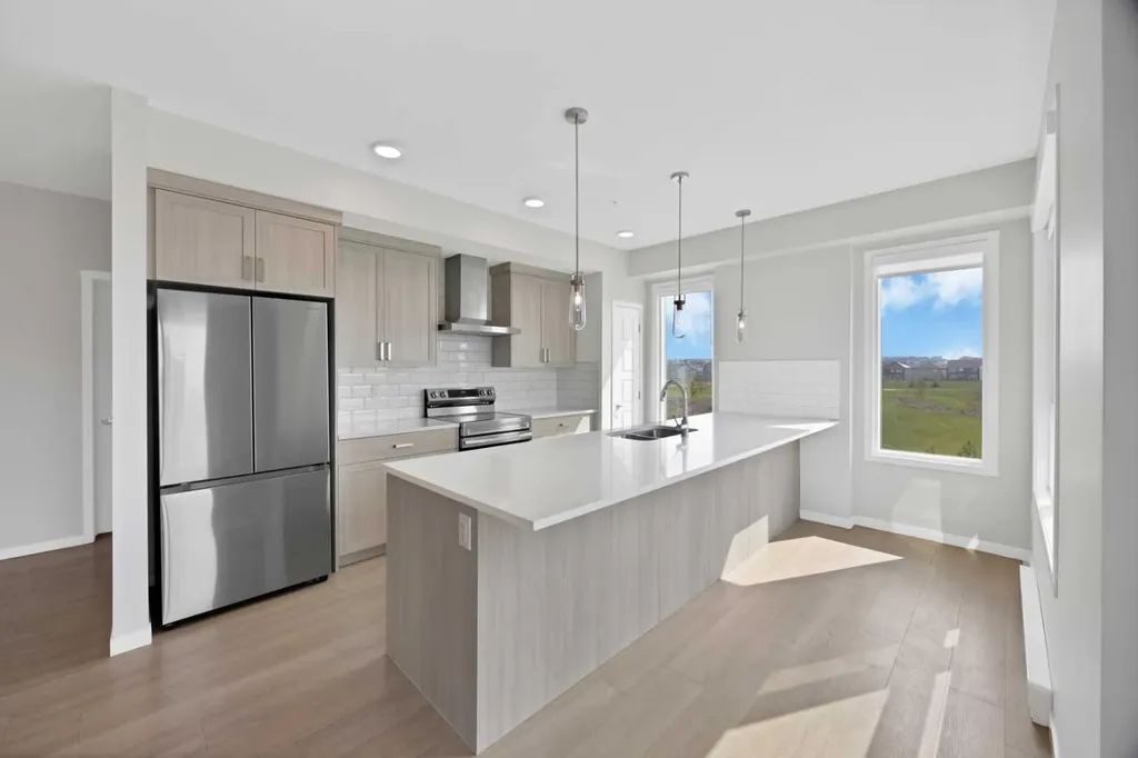 33 Carringham Gate NW Calgary AB T3P 2H6