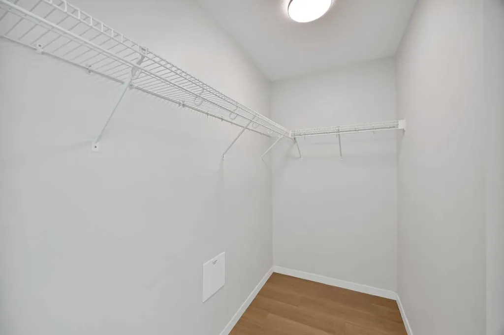 33 Carringham Gate NW Calgary AB T3P 2H6