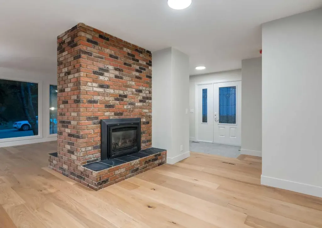6460 Silver Ridge Way NW Calgary AB T3B3X7