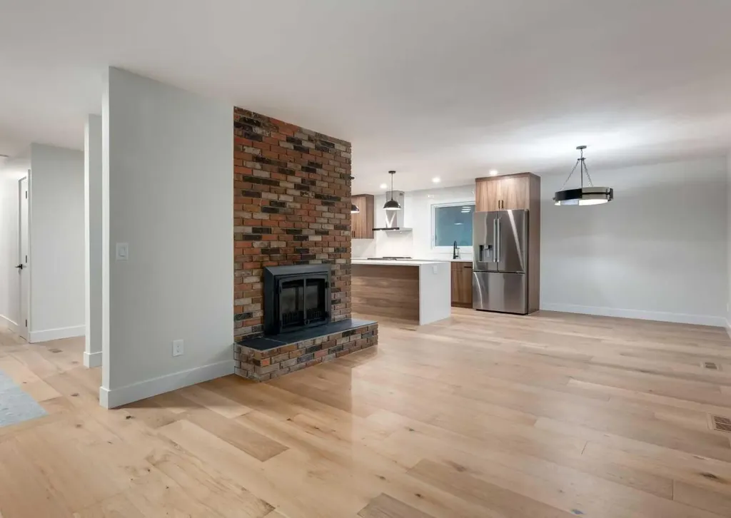 6460 Silver Ridge Way NW Calgary AB T3B3X7