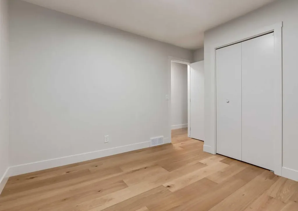6460 Silver Ridge Way NW Calgary AB T3B3X7