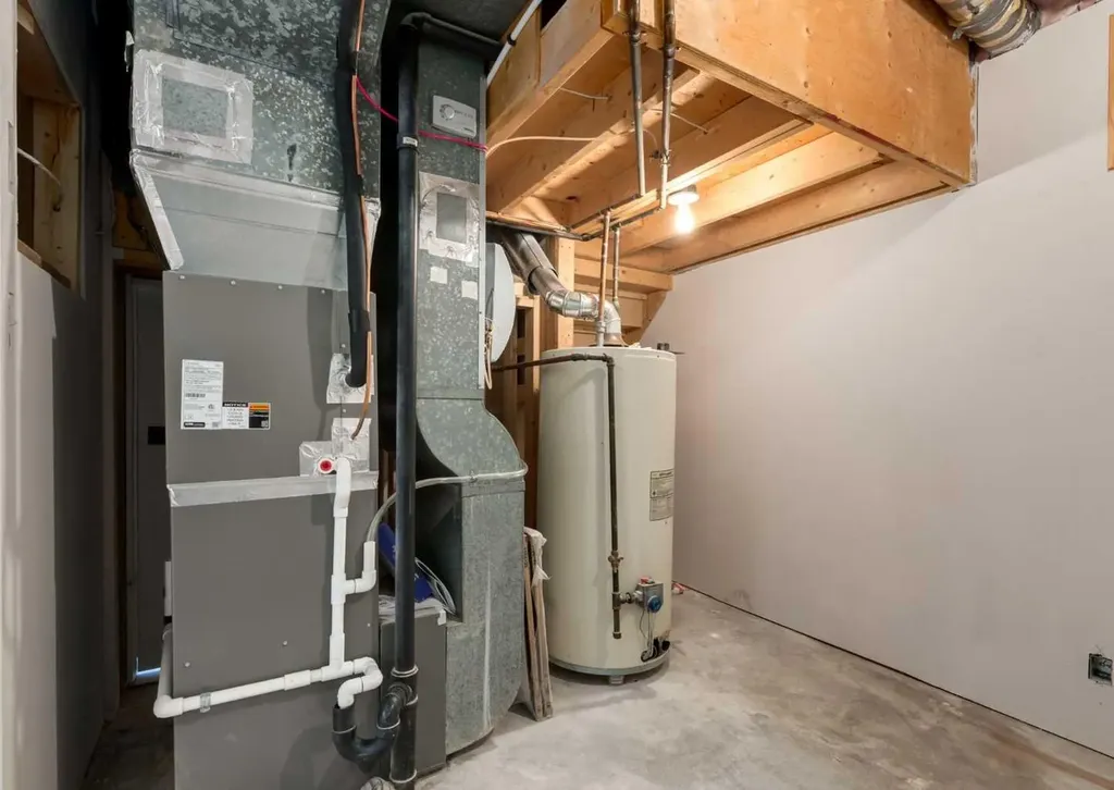 6460 Silver Ridge Way NW Calgary AB T3B3X7