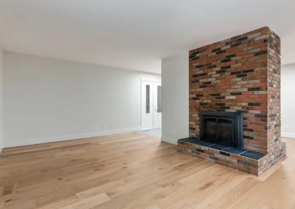 6460 Silver Ridge Way NW Calgary AB T3B3X7