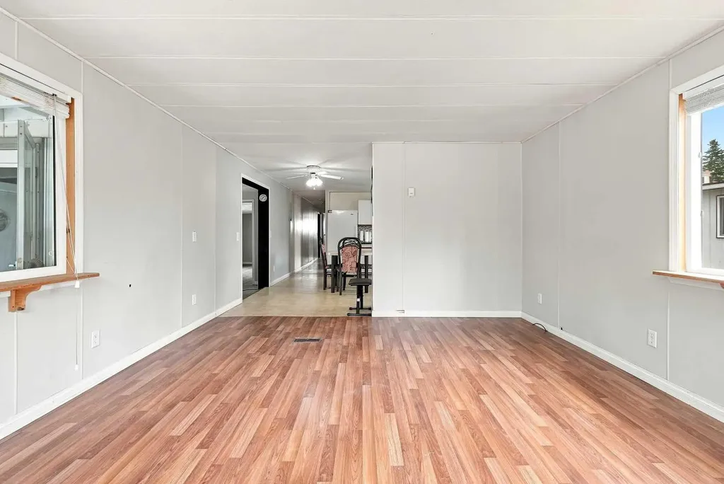 5235 50 Street Caroline AB T0M 0M0