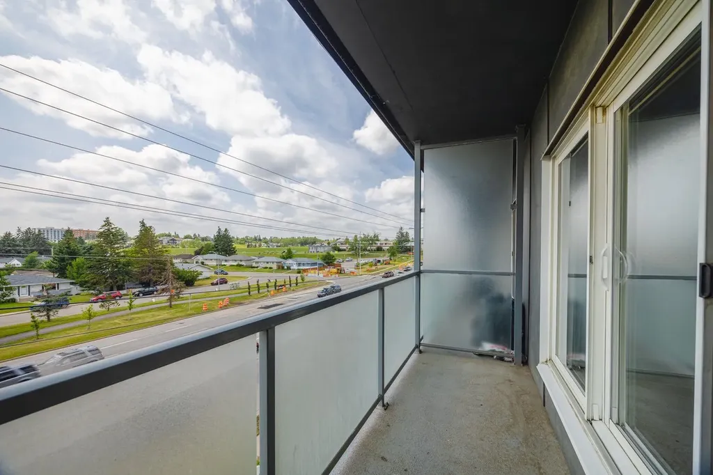333 Garry Crescent NE Calgary AB T2K 5W9
