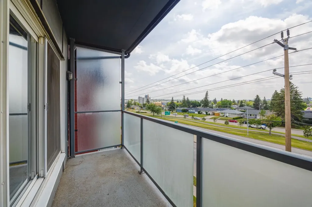 333 Garry Crescent NE Calgary AB T2K 5W9