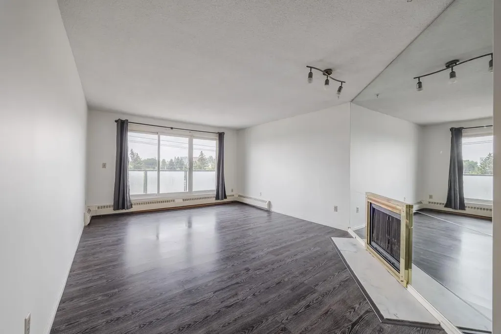 333 Garry Crescent NE Calgary AB T2K 5W9