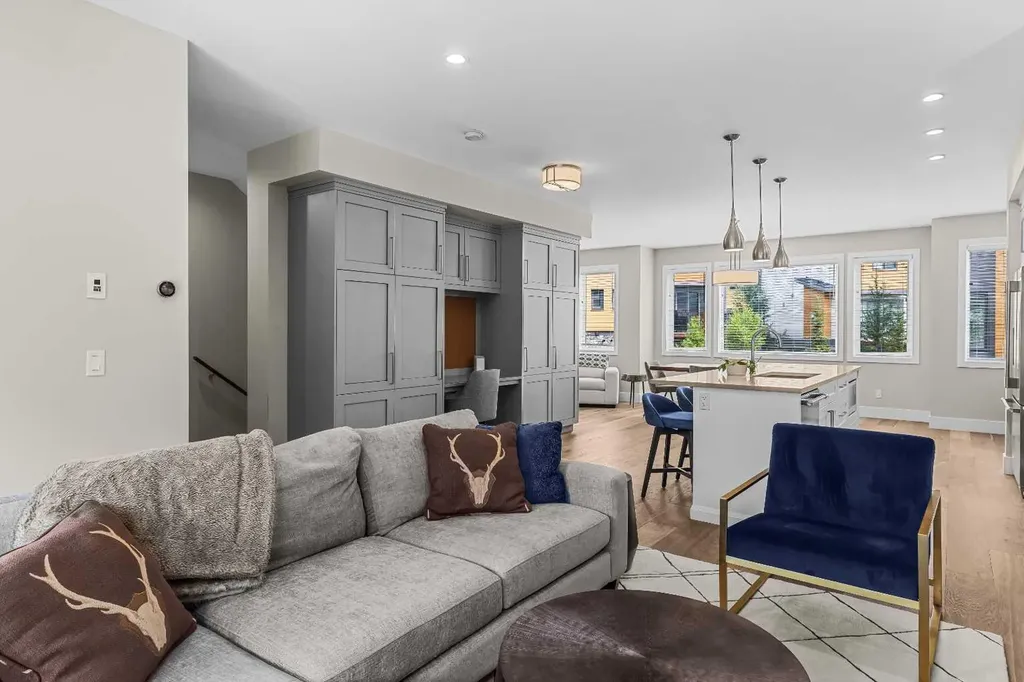 1101 Three Sisters Parkway Canmore AB T1W 0G6