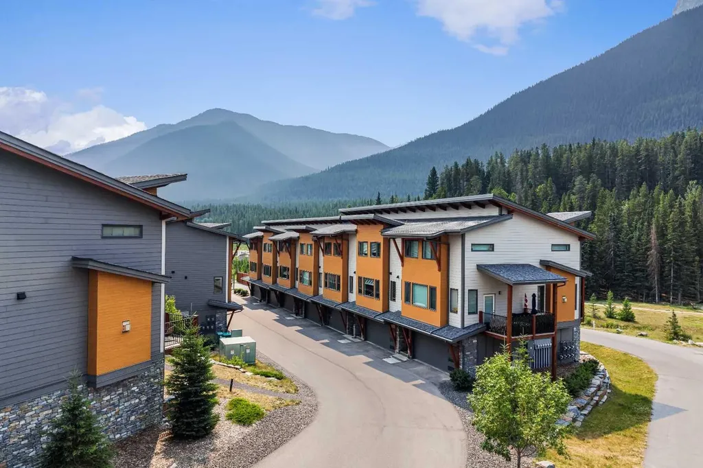 1101 Three Sisters Parkway Canmore AB T1W 0G6