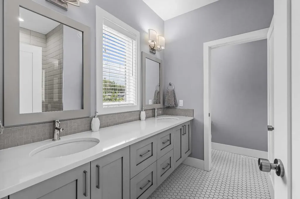 1101 Three Sisters Parkway Canmore AB T1W 0G6
