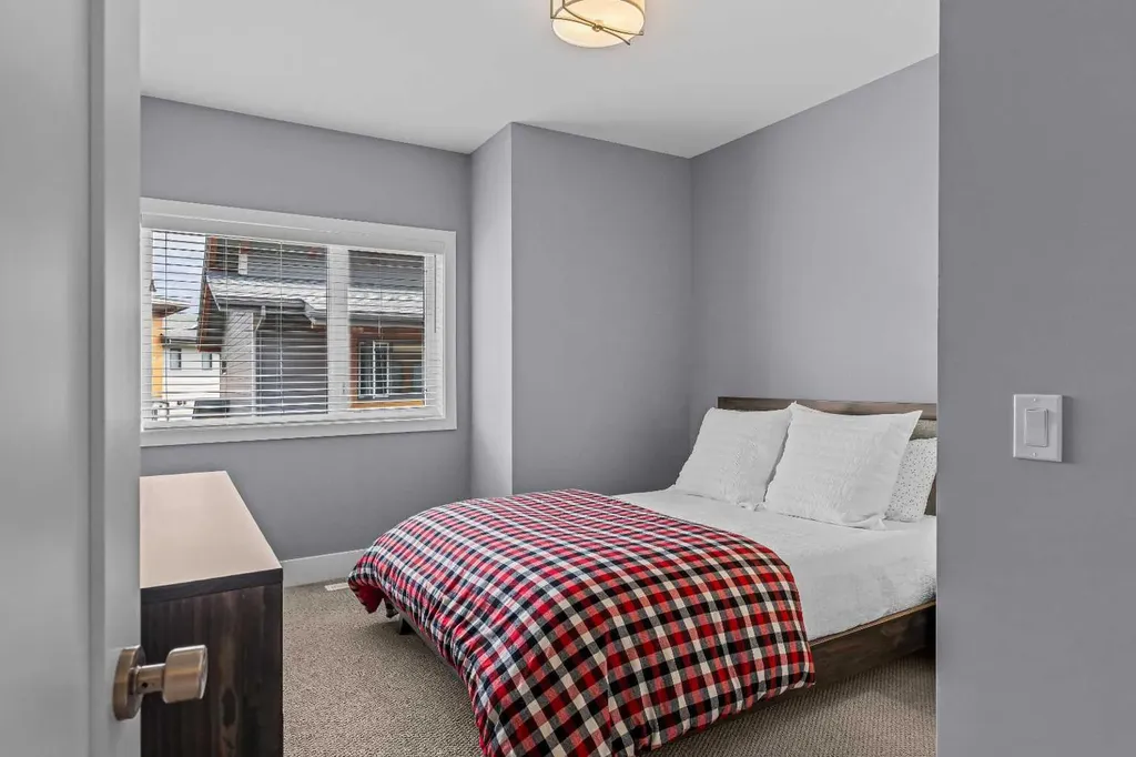 1101 Three Sisters Parkway Canmore AB T1W 0G6