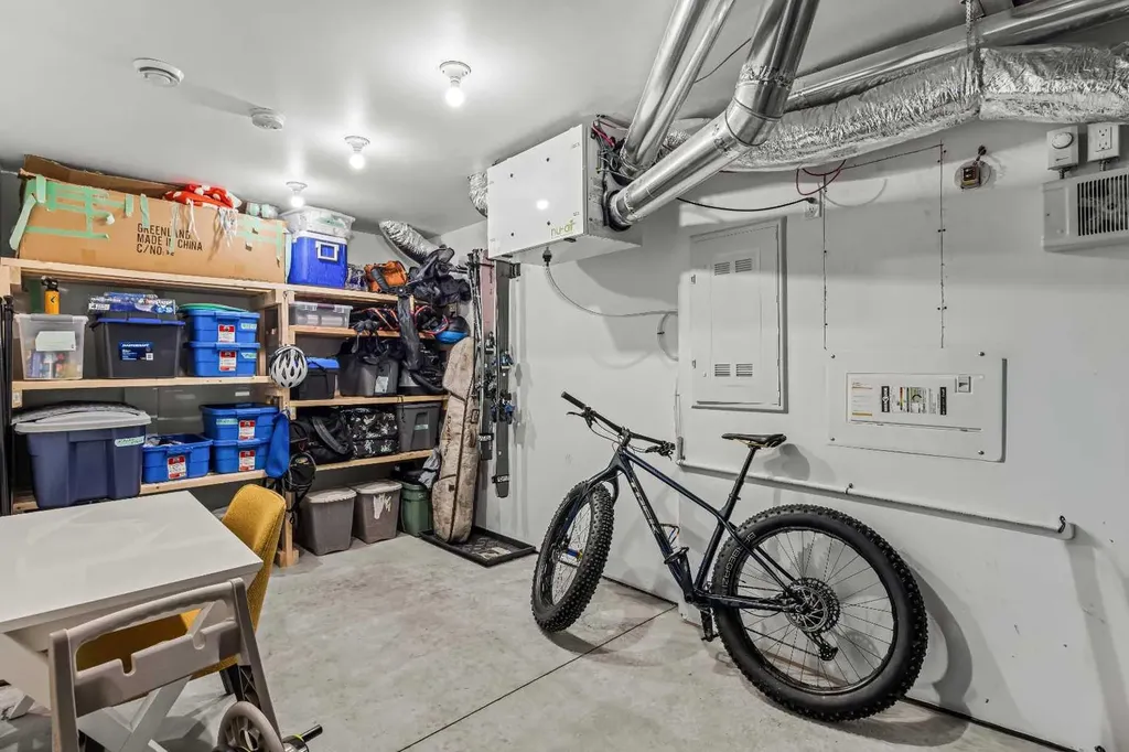 1101 Three Sisters Parkway Canmore AB T1W 0G6