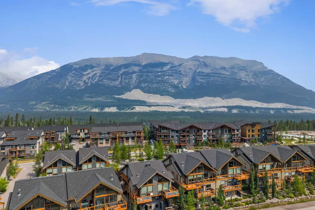1101 Three Sisters Parkway Canmore AB T1W 0G6