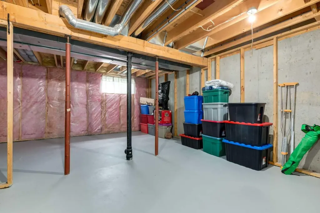 1835 10 Avenue SE Calgary AB T2G 5N7