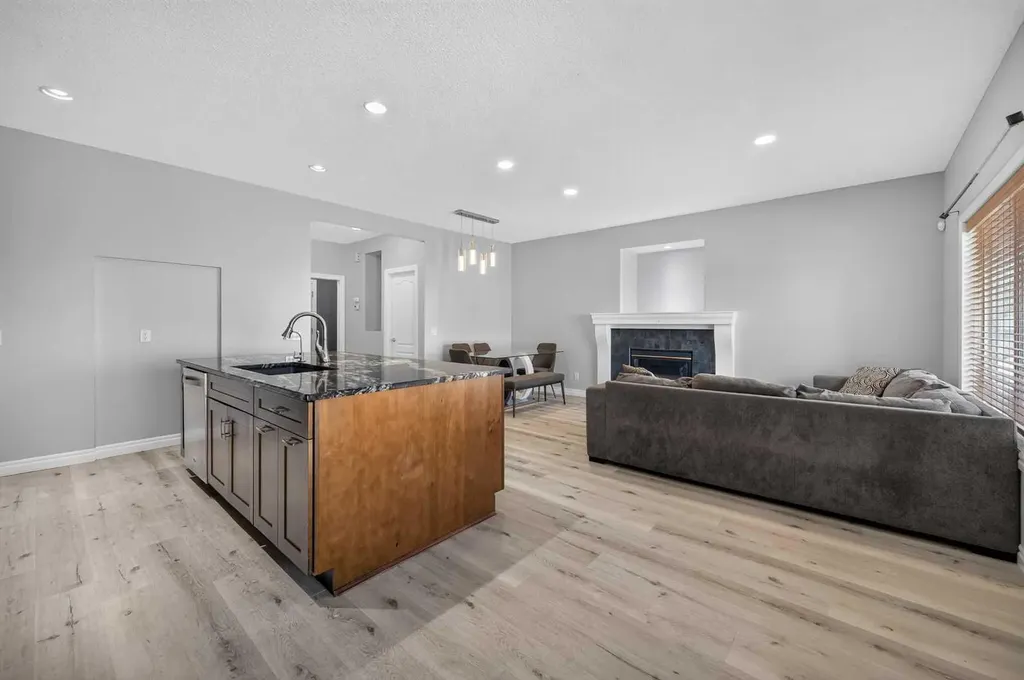 168 Covepark Rise NE Calgary AB T3K 6G2